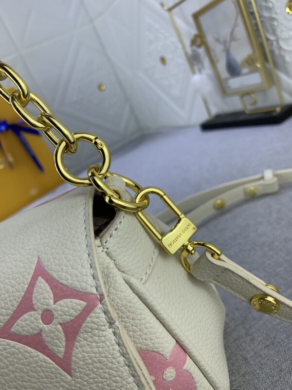 LOUIS VUITTON FAVOURITE BAG CREAM BEIGE 24CM M46393 - Image 6