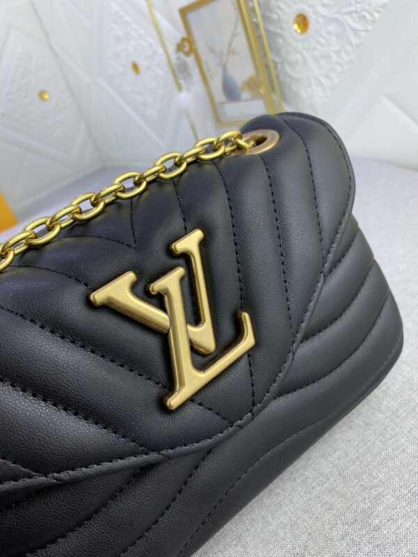 LOUIS VUITTON NEW WAVE CHAIN BAG BLACK 21CM M20687 - Image 3