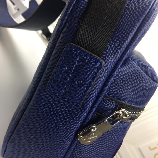 LOUIS VUITTON OUTDOOR MESSENGER NAVY BLUE 29CM M30242 - Image 5