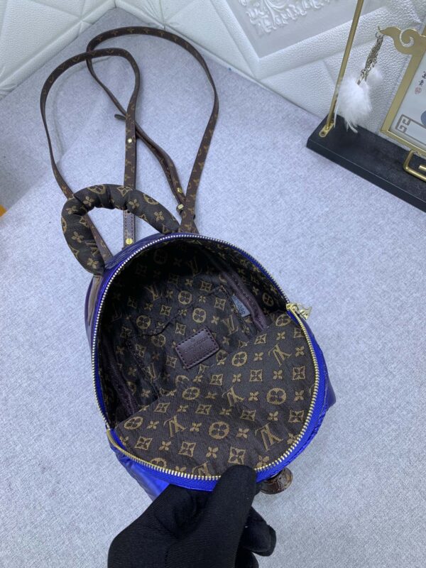 LOUIS VUITTON PALM SPRINGS MINI NAVY BLUE M21060 - Image 7