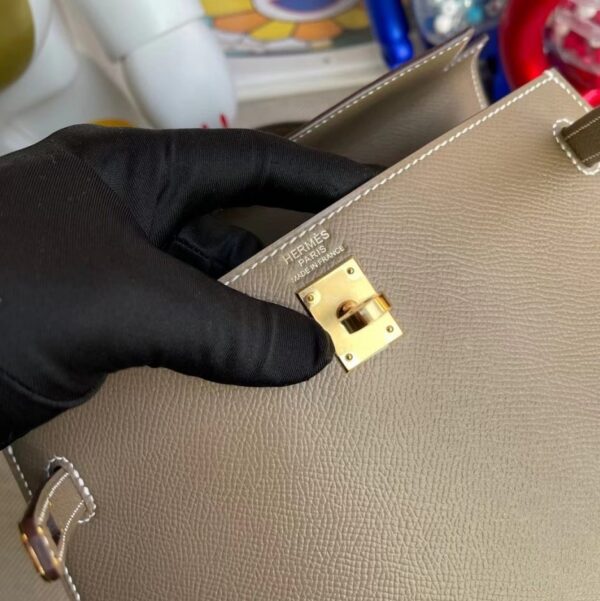 HERMES KELLY EPSOM CK18 ETOUPE GOLD HARDWARE 25CM - Image 7