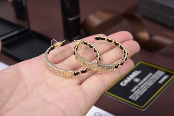 CHANEL EARRINGS - Image 4