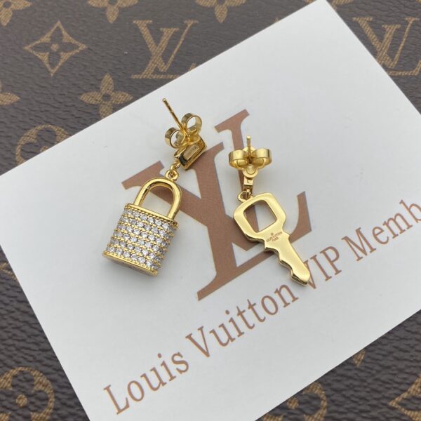 LOUIS VUITTON GOLD LOCK AND KEY EARRINGS - Image 4