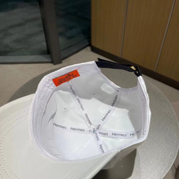 HERMES NEW CARRIAGE BASEBALL CAP WHITE - Image 4