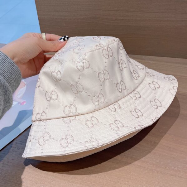 LOUIS VUITTON GG MONOGRAM BUCKET HAT WHITE - Image 3