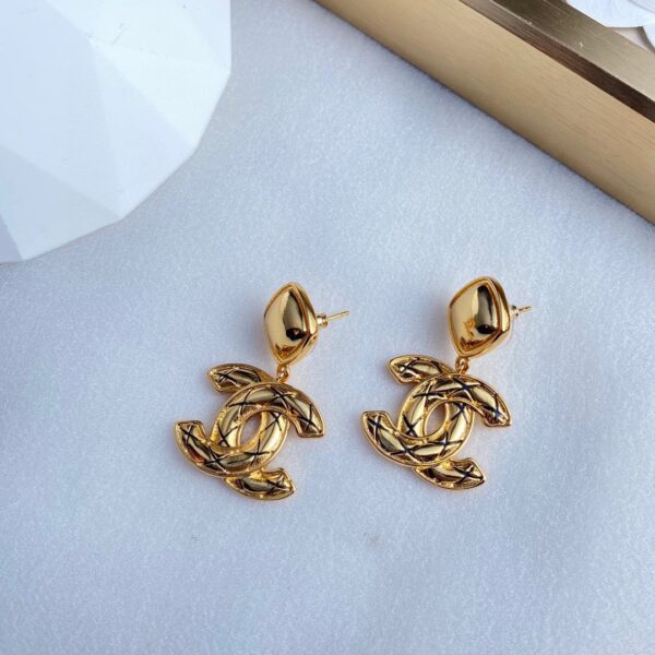 CHANEL CC EARRINGS - Image 6