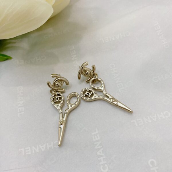 CHANEL CC LOCK CRYSTAL SCISSORS DROP EARRINGS - Image 6