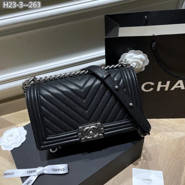 CHANEL BOY CAVIAR CHEVRON QUILTED FLAP BAG BLACK 25CM - Image 4