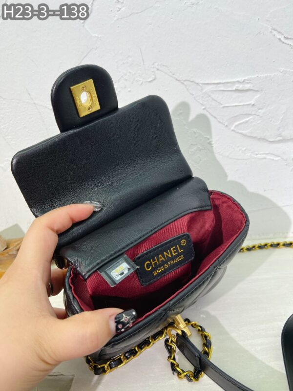 CHANEL FLAP CARD HOLDER WITH CHAIN BLACK 15CM - Image 2