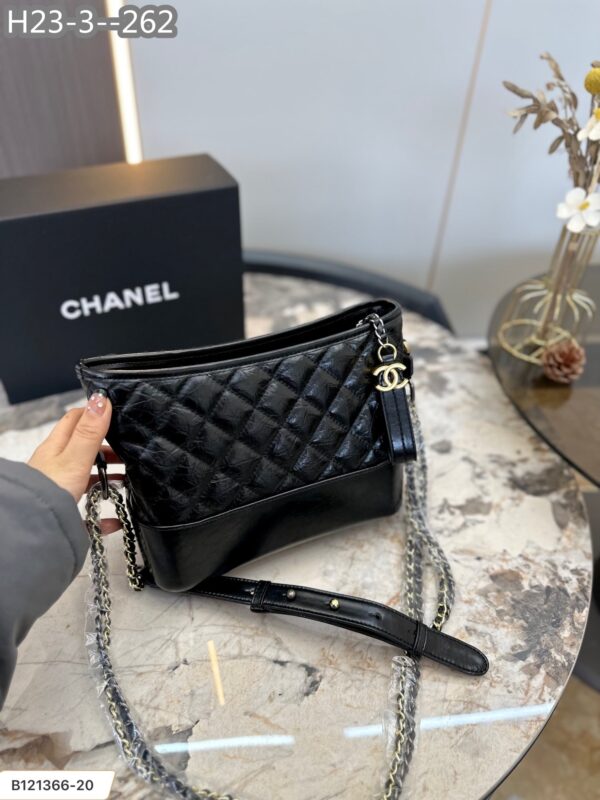 CHANEL GABRIELLE HOBO BAG DIAMOND GABRIELLE BLACK 25CM - Image 3