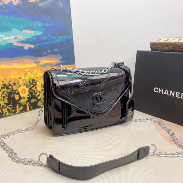 CHANEL PATENT ENVELOPE FLAP BAG BLACK 21CM - Image 4