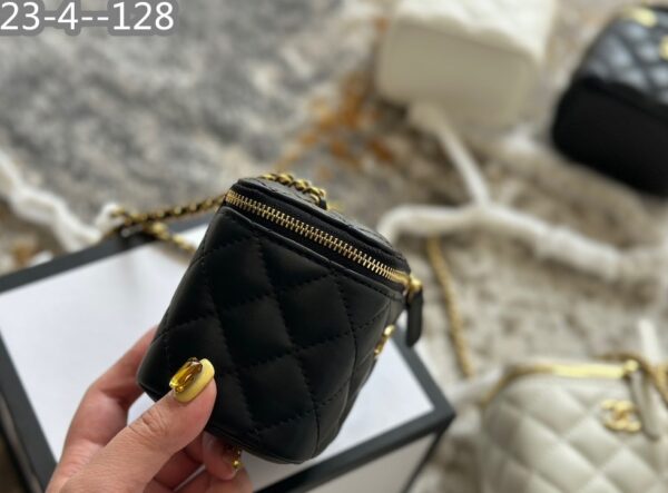 CHANEL VANITY WITH CHAIN MINI BLACK 11CM - Image 3