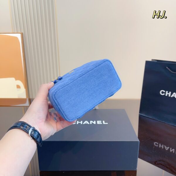 CHANEL VANITY PEARL CRUSH DENIM 16CM - Image 4