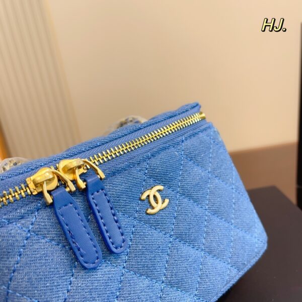 CHANEL VANITY PEARL CRUSH DENIM 16CM - Image 2