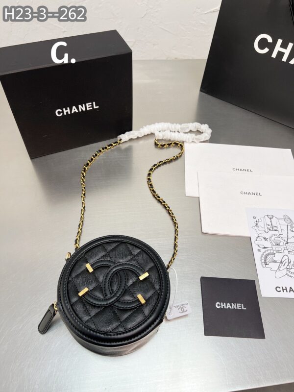CHANEL FILIGREE ROUND CLUTCH WITH QUILTED CAVIAR BLACK 19CM - Image 2