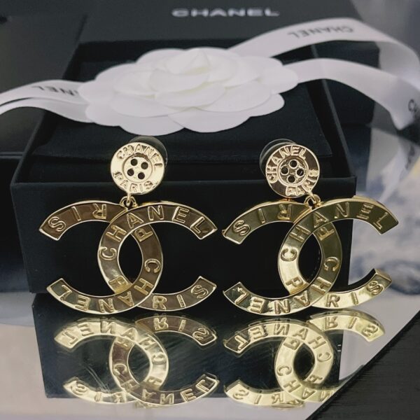 CHANEL PARIS BUTTON EARRINGS - Image 7