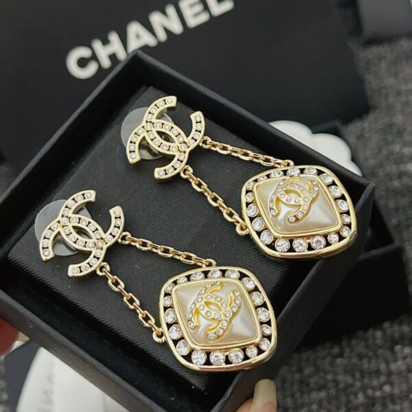 CHANEL CC CRYSTAL EARRINGS - Image 5