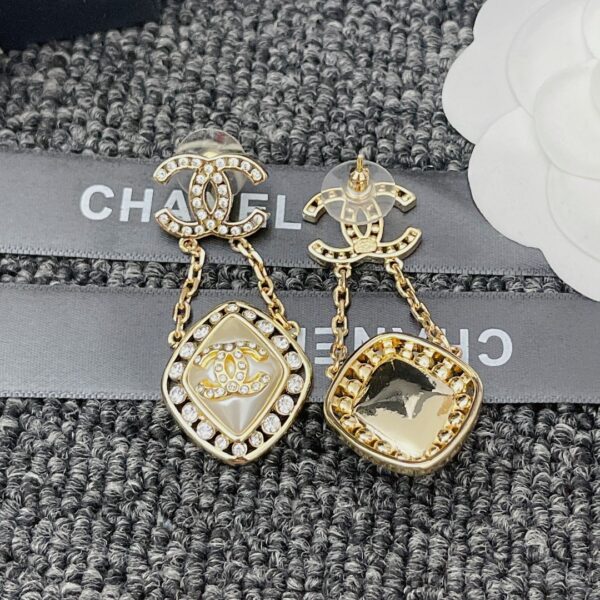 CHANEL CC CRYSTAL EARRINGS - Image 4