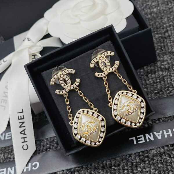CHANEL CC CRYSTAL EARRINGS - Image 3