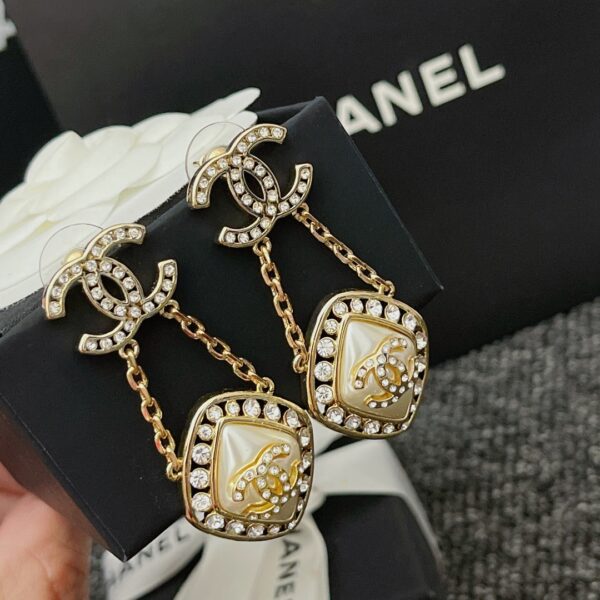 CHANEL CC CRYSTAL EARRINGS - Image 2