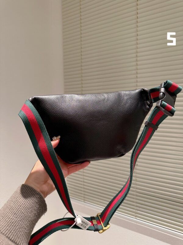 GUCCI PRINT LEATHER BELT BAG BLACK 22CM ‎‎527792 0GCCT 8164 - Image 4