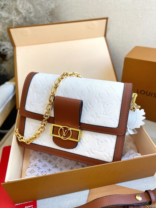 LOUIS VUITTON DAUPHINE 25CM WHITE AND BROWN M45959 - Image 10