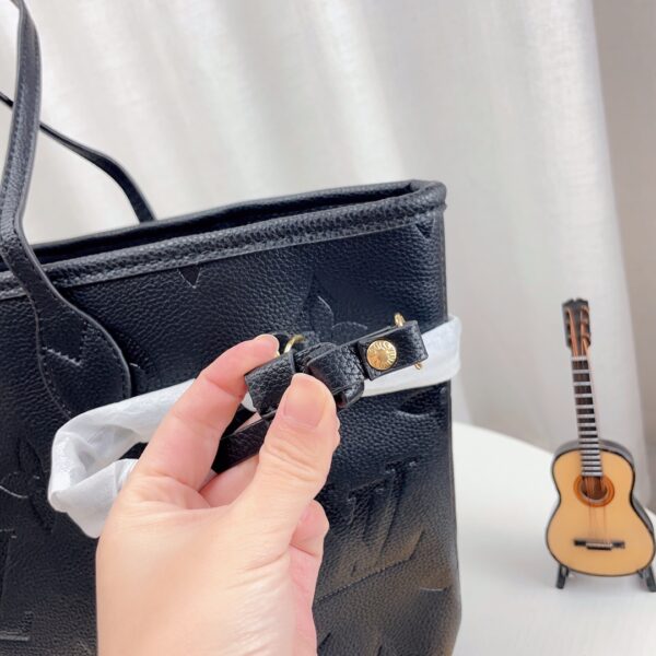 LOUIS VUITTON NEVERFULL FULL BLACK MM 32CM M45685 - Image 2