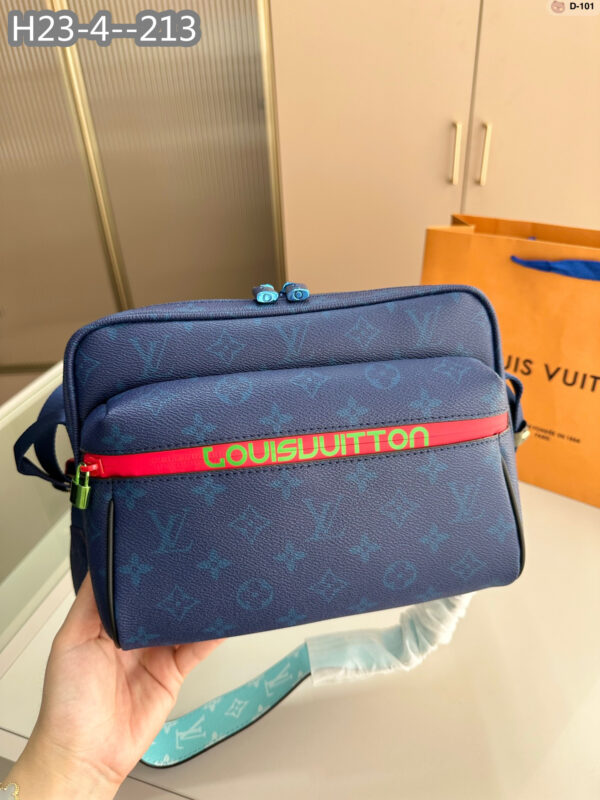 LOUIS VUITTON MESSENGER BLUE MONOGRAM PACIFIC 26CM M43829 - Image 3
