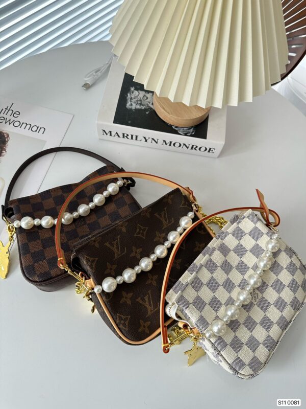 LOUIS VUITTON POCHETTE ACCESSOIRES DAMIER BROWN 18CM - Image 3