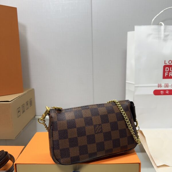 LOUIS VUITTON POCHETTE ACCESSOIRES DAMIER EBENE 17CM WITH CHAIN N58009 - Image 4