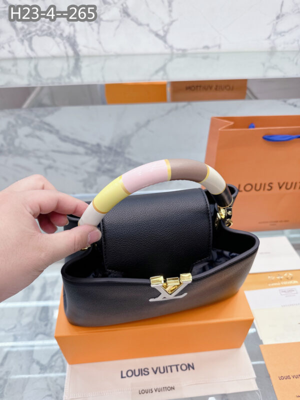 LOUIS VUITTON CAPUCINES BB BLACK 27CM M21920 - Image 5