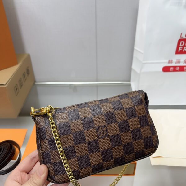 LOUIS VUITTON POCHETTE ACCESSOIRES DAMIER EBENE 17CM WITH CHAIN N58009 - Image 5