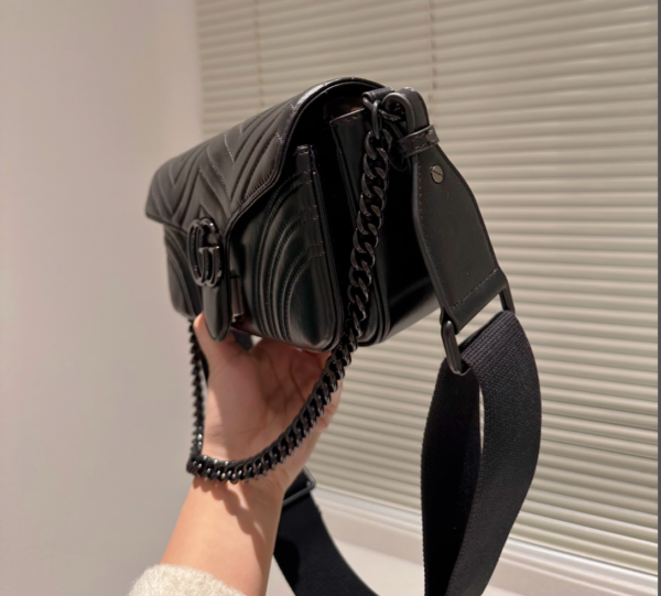 GUCCI MARMONT LONG SHOULDER BAG BLACK 27CM ‎734814 AABS1 1000 - Image 6