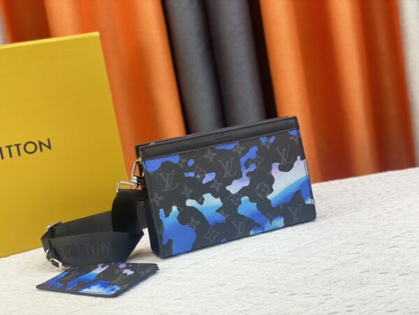 LOUIS VUITTON GASTON WEARABLE WALLET SUNRISE MONOGRAM ECLIPSE 22CM M81753 - Image 9