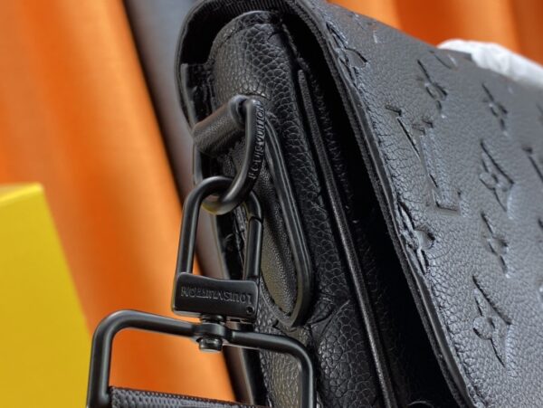 LOUIS VUITTON S LOCK BRIEFCASE BLACK 39CM M20835 - Image 7