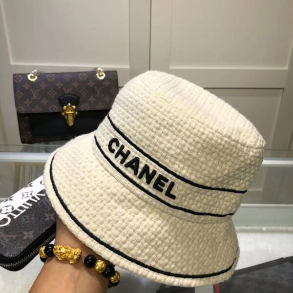 CHANEL CC SMALL BRIM BUCKET HAT WHITE - Image 4