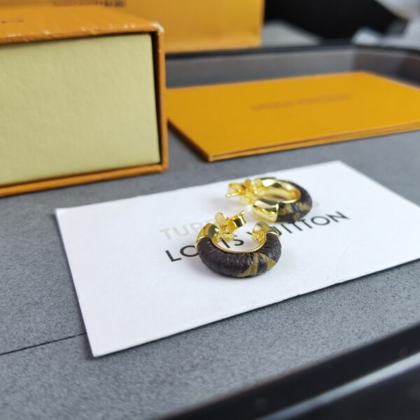 LOUIS VUITTON WILD MINI HOOP EARRINGS M00474 - Image 4