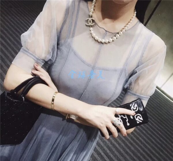 CHANEL METALLIC SILVER TONE COCO FAUX PEARL CC NECKLACE - Image 5