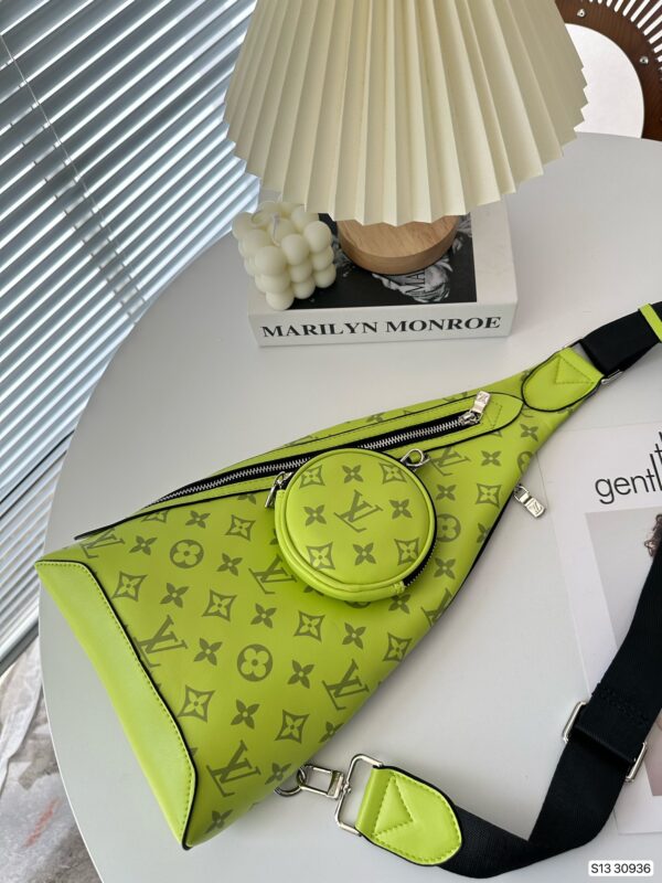 LOUIS VUITTON DUO SLING BAG MONOGRAM NEON YELLOW 44CM M30945 - Image 2