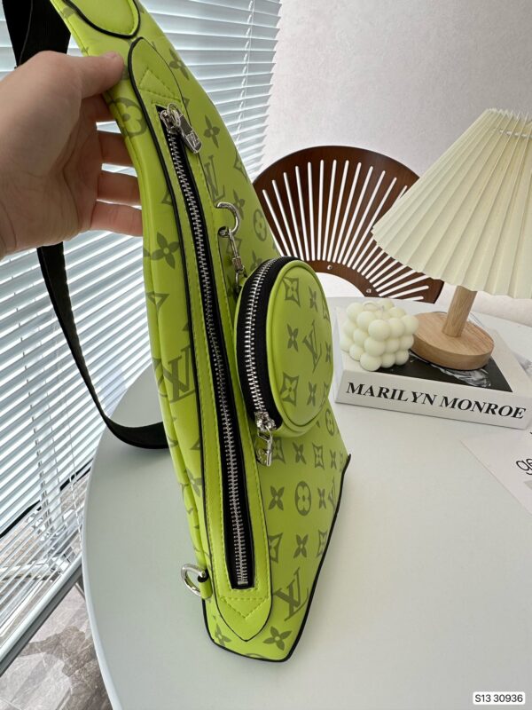 LOUIS VUITTON DUO SLING BAG MONOGRAM NEON YELLOW 44CM M30945 - Image 5