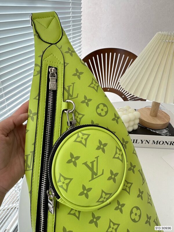 LOUIS VUITTON DUO SLING BAG MONOGRAM NEON YELLOW 44CM M30945 - Image 7