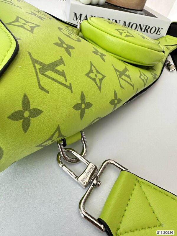 LOUIS VUITTON DUO SLING BAG MONOGRAM NEON YELLOW 44CM M30945 - Image 8