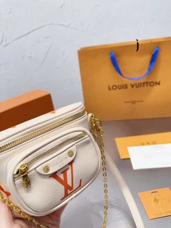 LOUIS VUITTON MINI BUMBAG NEUTRAL 18CM M82208 - Image 7