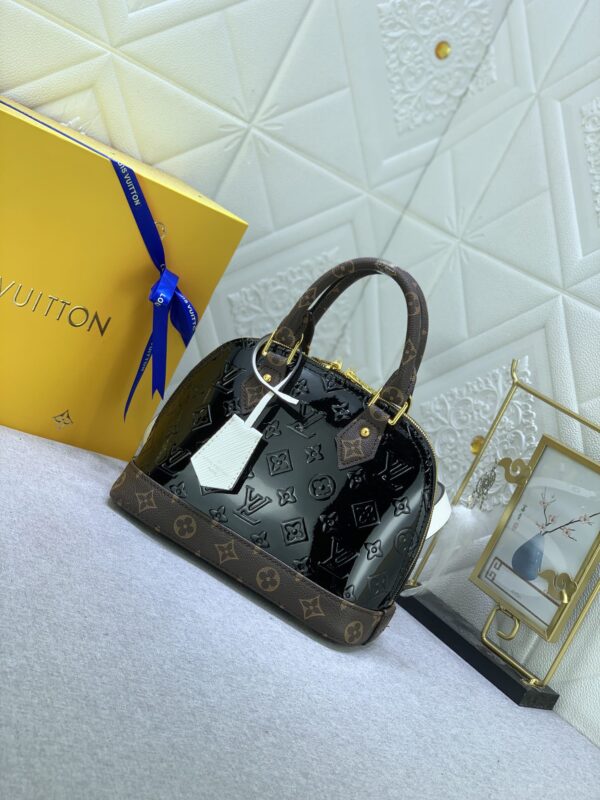 LOUIS VUITTON ALMA BB MONOGRAM VERNIS BLACK 25CM - Image 9