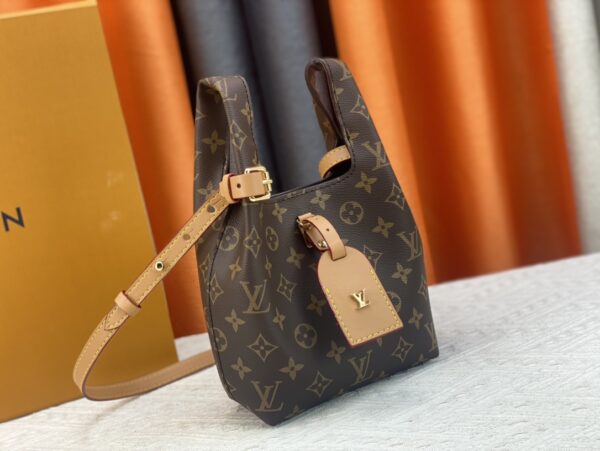 LOUIS VUITTON ATLANTIS BUCKET BROWN 17CM M46816 - Image 2