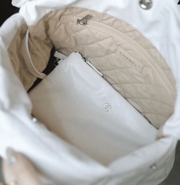 CHANEL 22 HANDBAG WHITE SILVER 42CM AS3261 - Image 5