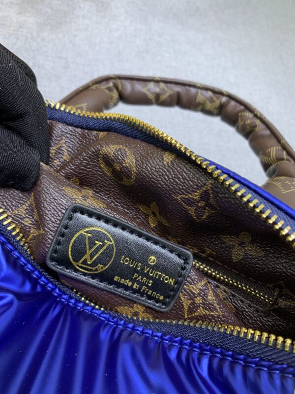 LOUIS VUITTON SPEEDY BANDOULIÈRE 25 NAVY BLUE M21061 - Image 6