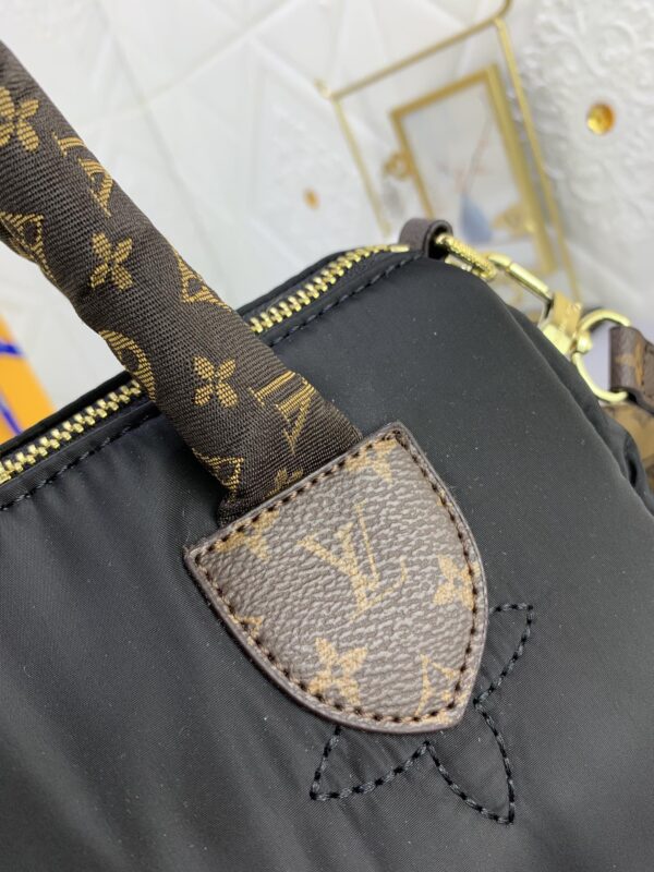 LOUIS VUITTON SPEEDY BANDOULIÈRE 25 BLACK M59008 - Image 6