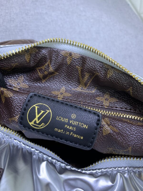 LOUIS VUITTON SPEEDY BANDOULIÈRE 25 SILVER M20973 - Image 5