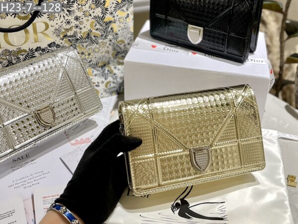 DIOR DIORAMA CLUTCH GOLD 21CM - Image 2